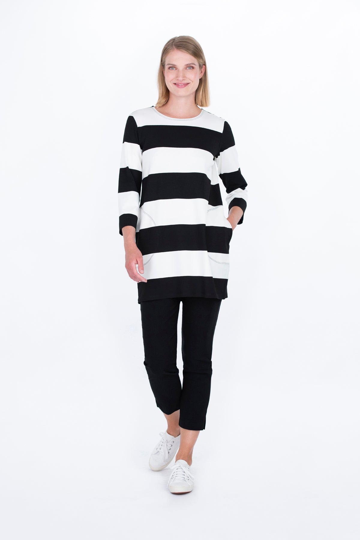 EEVA SLIT-housut musta