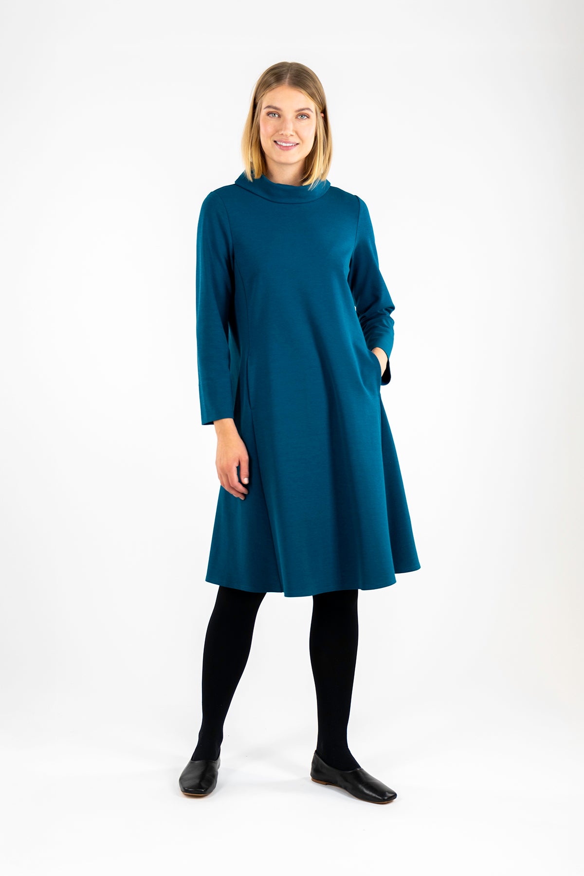 SORELLA-mekko petrooli