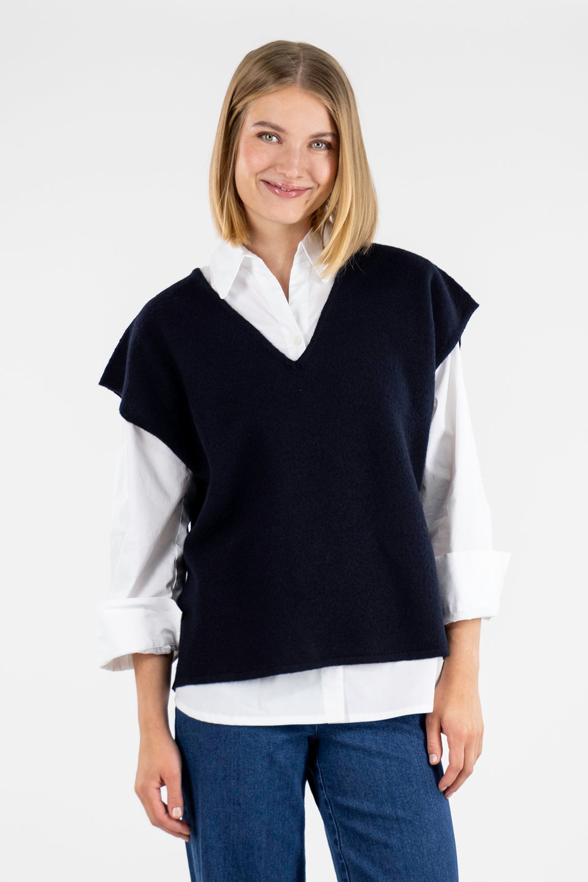 VIRGO-neule tummansininen