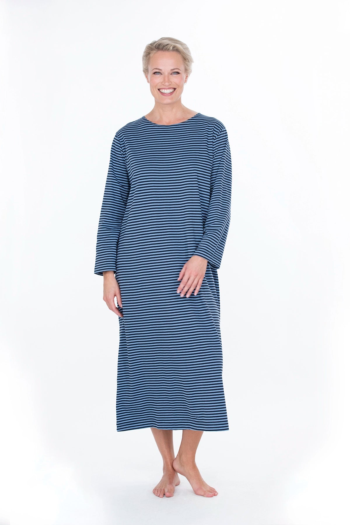 URSULA-yöpaita navy-sininen